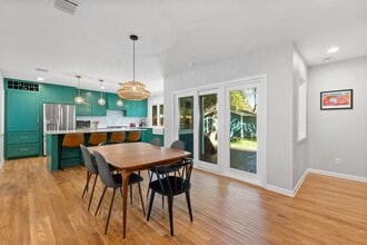 1210 Madison Ave in Austin, TX - Building Photo - Building Photo
