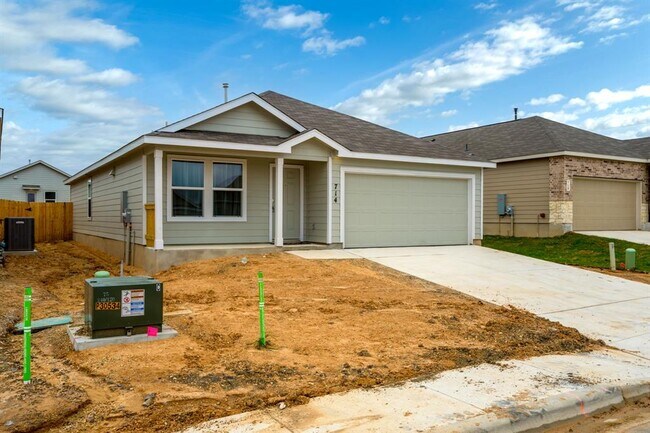 714 Killdeer Trl in New Braunfels, TX - Building Photo - Building Photo