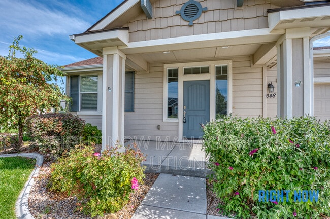 4648 N Elisha Ave in Meridian, ID - Building Photo - Building Photo