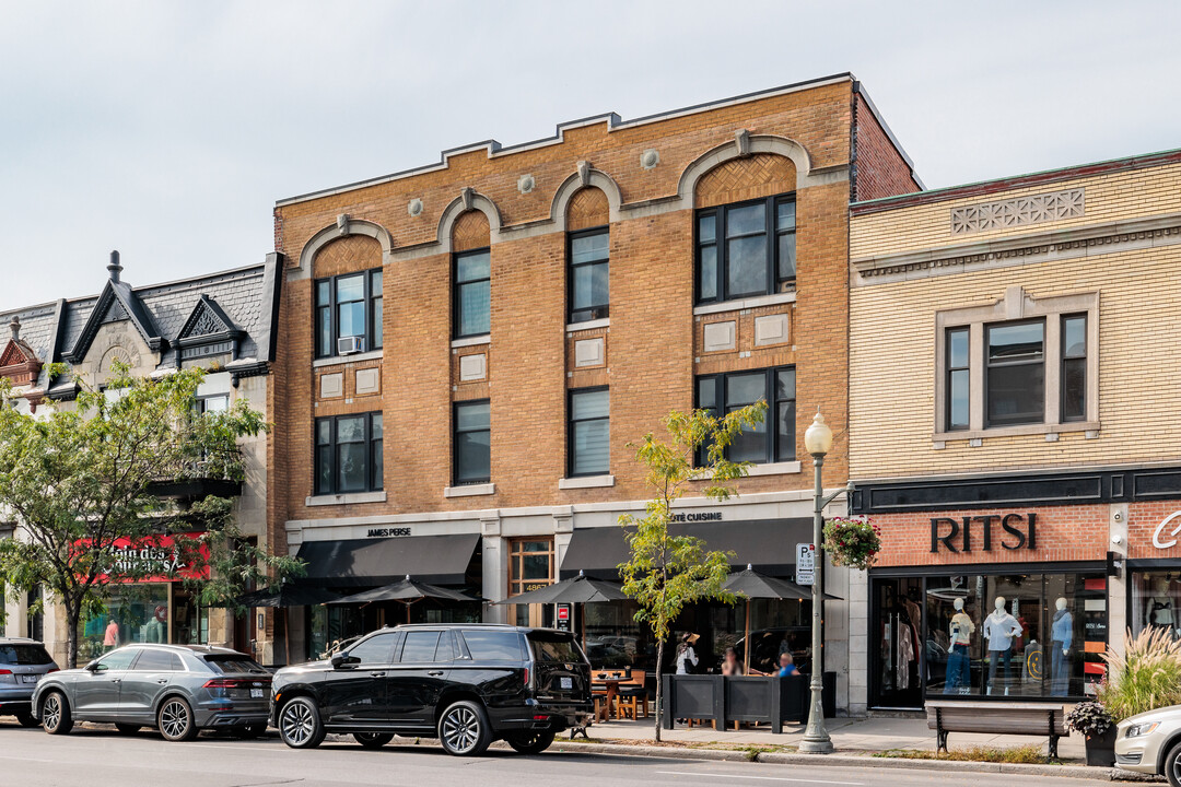 4867 Sherbrooke Rue O in Westmount, QC - Building Photo