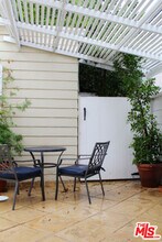 900 N Gardner St in West Hollywood, CA - Building Photo - Building Photo