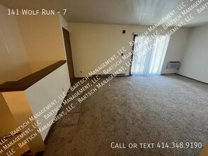 141 Wolf Run in Mukwonago, WI - Building Photo - Building Photo