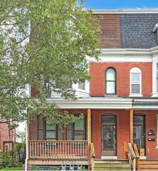 property at 1434 Monroe St
