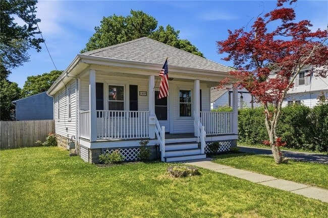 property at 1009 Willett Ave