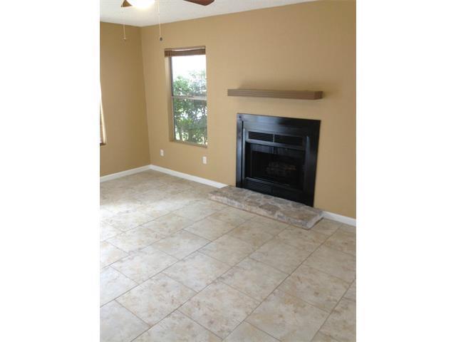 13813 Merseyside Dr in Pflugerville, TX - Foto de edificio - Building Photo