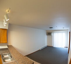 The M Apartments in Pullman, WA - Foto de edificio - Building Photo