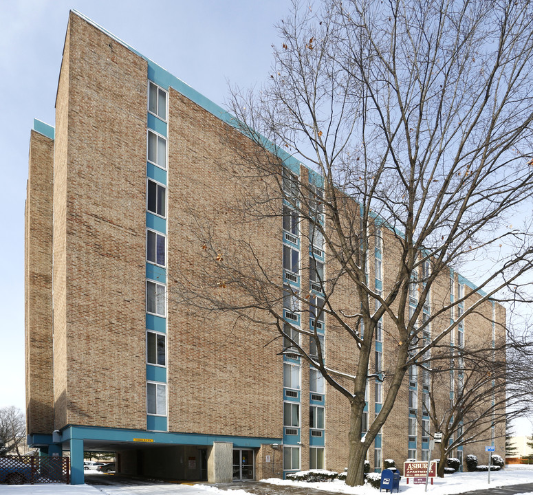 Asbury Apartments in Dayton, OH - Building Photo