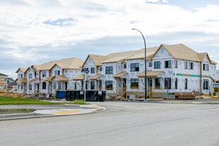 Wooland At Aloine Park in Calgary, AB - Building Photo