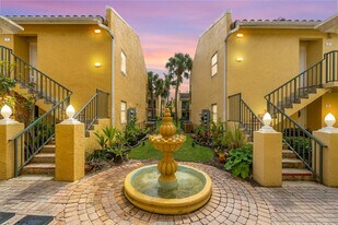 1140 Lake Shore Dr in Lake Park, FL - Building Photo