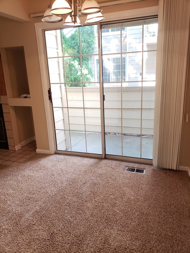6076 Gunbarrel Ave in Boulder, CO - Building Photo - Building Photo