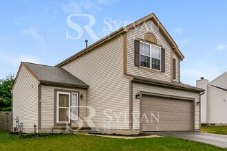 2034 Forestwind Dr in Grove City, OH - Building Photo - Building Photo