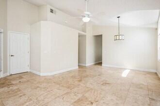 2504 River Ridge Dr in Orlando, FL - Building Photo - Building Photo