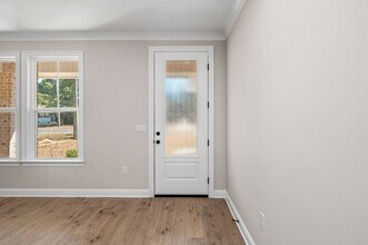 1460 Pine St in Niceville, FL - Building Photo - Building Photo