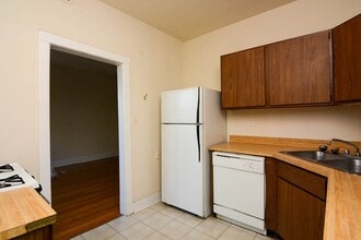 3523 N Racine Ave, Unit A07C in Chicago, IL - Building Photo - Building Photo