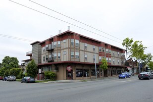 2319 N 45th St in Seattle, WA - Building Photo