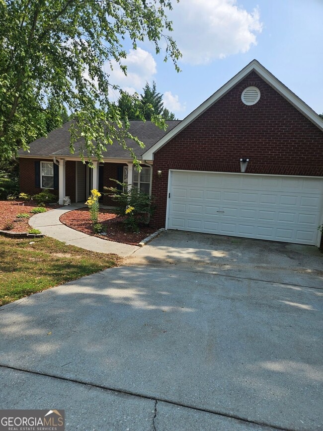 844 Langley View Ct in Loganville, GA - Building Photo - Building Photo