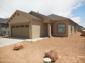 14374 Kayla Mia Dr in El Paso, TX - Building Photo - Building Photo