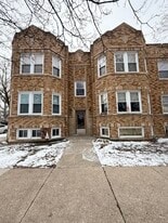 4901 W Parker Ave in Chicago, IL - Building Photo