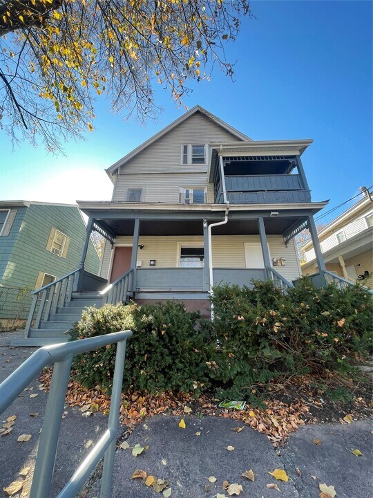 31 Elmer St in Hartford, CT - Building Photo
