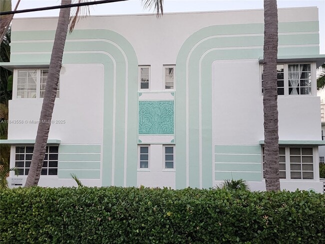 property at 2905 Sheridan Ave