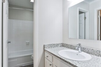 Eagles West in Auburn, AL - Building Photo - Interior Photo
