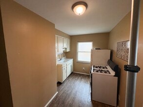 14 W Victory Dr, Unit B in Hamilton, OH - Foto de edificio - Building Photo