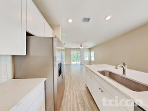 151 Sailors Landing Ct in St. Augustine Beach, FL - Foto de edificio - Building Photo