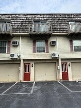 845 Silver Spring Plaza in Lancaster, PA - Building Photo - Building Photo