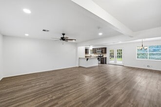 917 Susan St in Robinson, TX - Building Photo - Building Photo