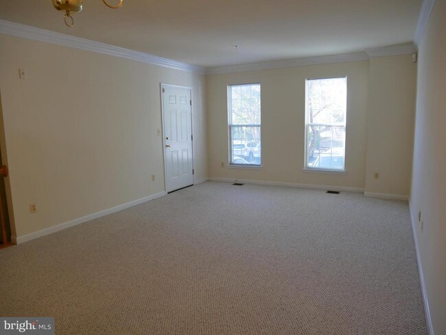 1530 Northern Neck Dr in Vienna, VA - Building Photo - Building Photo