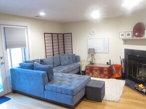 1113 Fairview Court in Silver Spring, MD - Building Photo - Building Photo