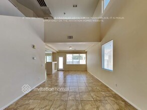 7621 Eminence Ct in Las Vegas, NV - Building Photo - Building Photo