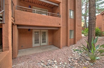 4704 E Paradise Village Pkwy N in Phoenix, AZ - Building Photo - Building Photo