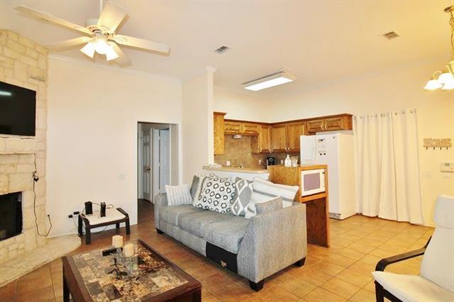 5131 Trail Dust Ln in Arlington, TX - Building Photo - Building Photo