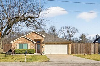 1425 Anthony St in McKinney, TX - Building Photo - Building Photo