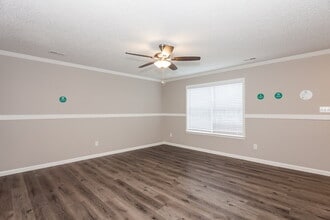 11134 Gold Pan Rd in Charlotte, NC - Foto de edificio - Building Photo