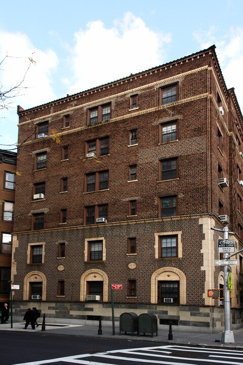 114 Clinton St in Brooklyn, NY - Foto de edificio