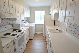 7982 Chase Cir in Arvada, CO - Building Photo - Building Photo