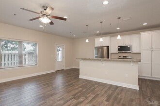 3508 Mossy Oak Villas Cir in Pensacola, FL - Building Photo - Building Photo