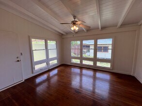 2186 Kalae Hwy in Hoolehua, HI - Building Photo - Building Photo