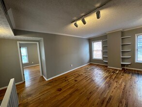 814 Summit St in Columbus, OH - Building Photo - Building Photo