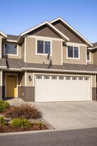 2951 Warbler Way in Bozeman, MT - Building Photo