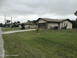 1488 Wigmore St SE in Palm Bay, FL - Building Photo - Building Photo