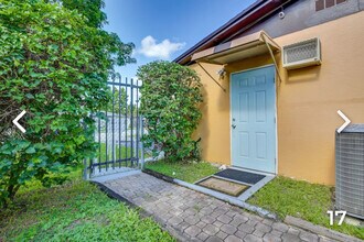 4420 NW 59th Ct in Fort Lauderdale, FL - Building Photo - Building Photo