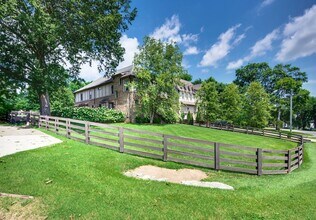 2314 Warfield Ln in Nashville, TN - Foto de edificio - Building Photo