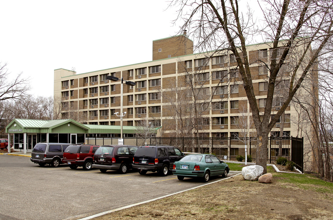 Nan McKay Building in South St. Paul, MN - Building Photo