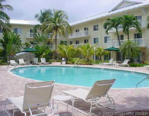 property at 1515 E Broward Blvd