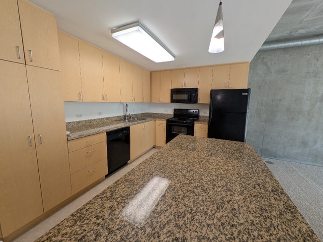 1080 Park Blvd in San Diego, CA - Building Photo - Building Photo