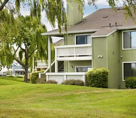 The Cove at Marina Bay in Richmond, CA - Foto de edificio - Building Photo