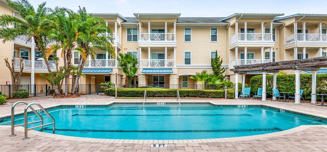 Banyan Senior in Port Richey, FL - Foto de edificio